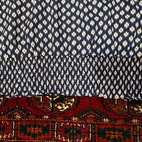 MK Blouse w/ short sleeves - Picture 4 of 4